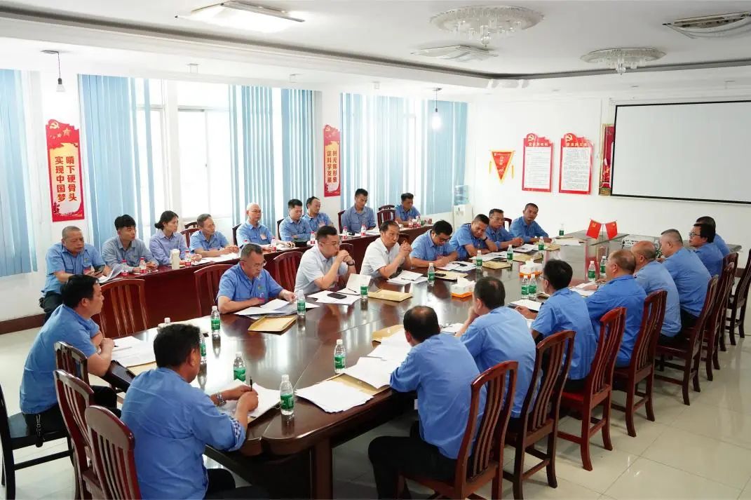 MILE·米乐（集团）官方网站-HOME
MILE·米乐（集团）官方网站-HOME召开第四届职工代表大会第一次会议64.jpg