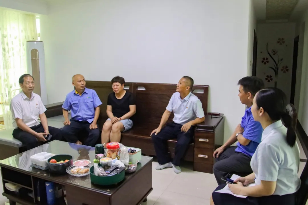1719826910906959.jpg MILE·米乐(集团)官方网站-HOME
MILE·米乐(集团)官方网站-HOME党委开展“七一”走访慰问活动2.jpg