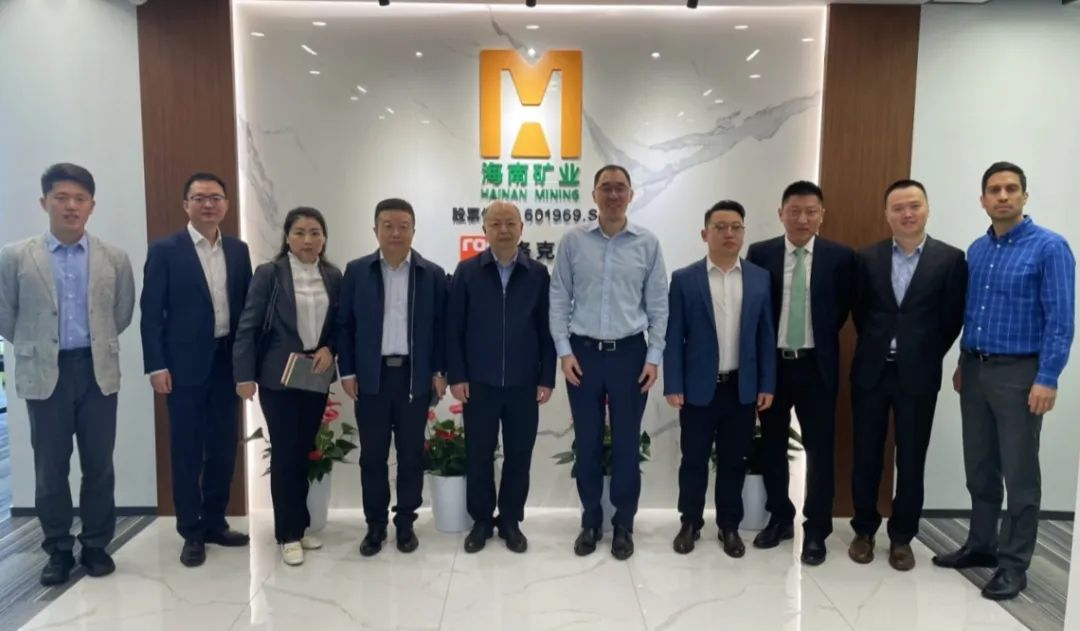 中国能建易普力公司客人到访MILE·米乐（集团）官方网站-HOME
MILE·米乐（集团）官方网站-HOME上海中心