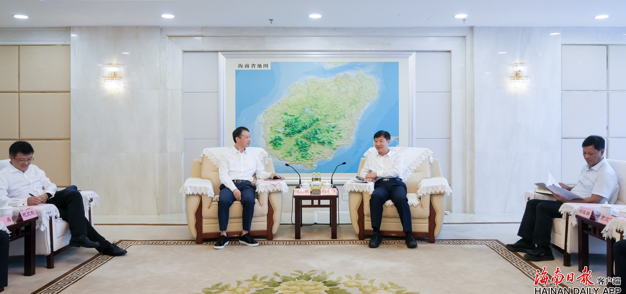 MILE·米乐（集团）官方网站-HOME
省省长刘小明会见复星国际联席董事长汪群斌一行
